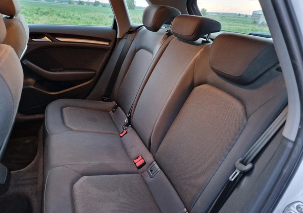 Audi A3 cena 69999 przebieg: 72310, rok produkcji 2017 z Leszno małe 254